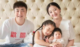 娱乐圈吃瓜爆料小游戏,跟随吃瓜群众，探寻明星背后的秘密